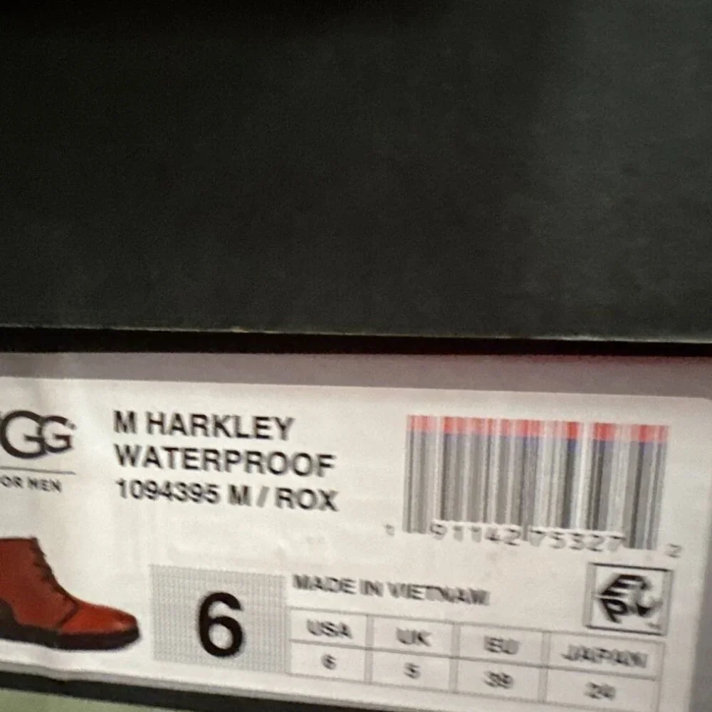 UGG Mens Harkley Waterproof Winter Boots, Size 6 M
